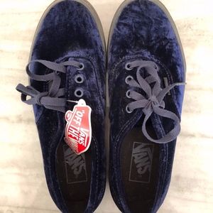 Vans Authentic Velvet Navy Size: 8 (Womens)